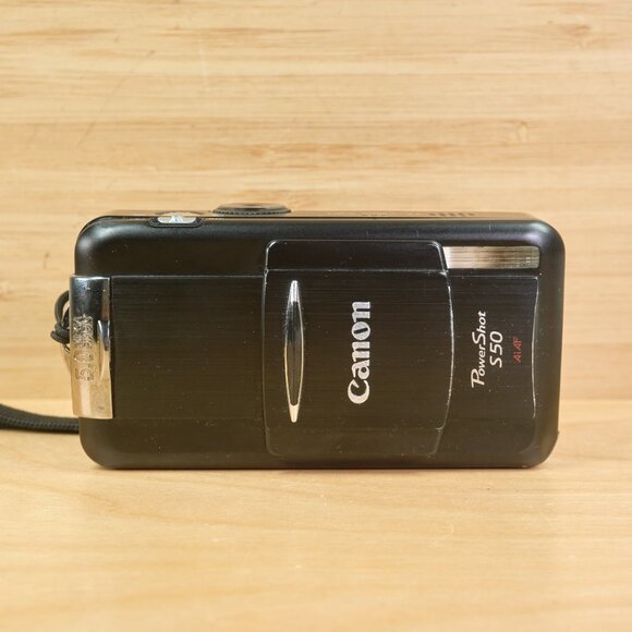 Vintage Canon PowerShot S50 5MP Digital Camera w/ 3x Optical Zoom, Made in Japan - Picture 6 of 11